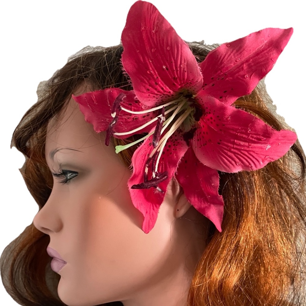 Fabulous New Huge PINK LILY Hair CLIP With Dewdrops ROCKABILLY Pinup VLV Style
